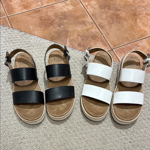 Shoes - Stylish Sandals - Black and White